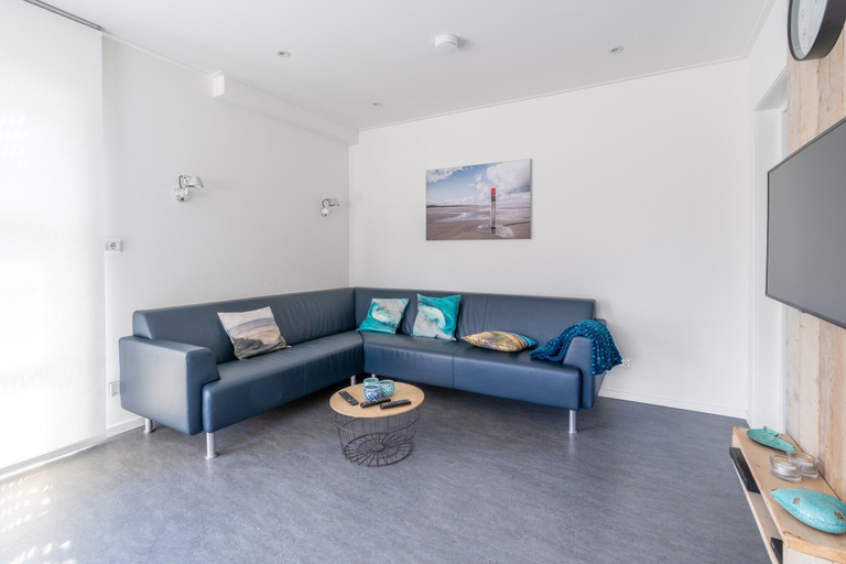 Living room 4, Spacious 6-person Holiday Home Near De Koog, Texel