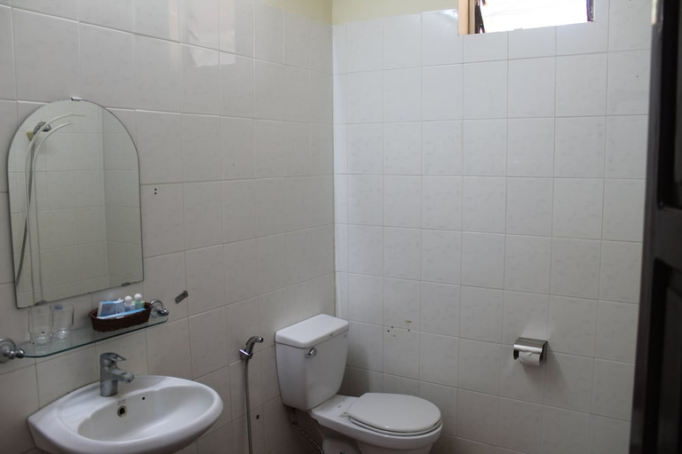 Bathroom, Doi Su Resort, Hàm Thuận Nam