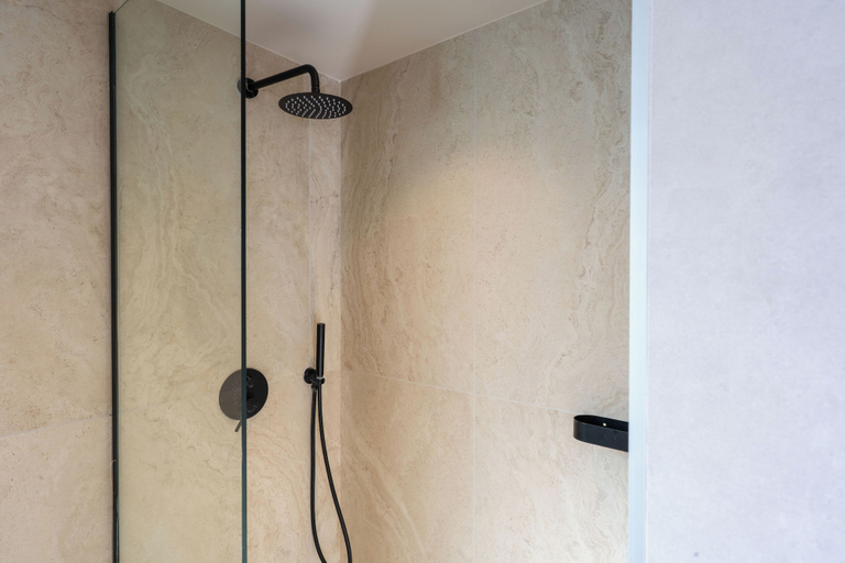Room 2, NAMA Suites, Crete