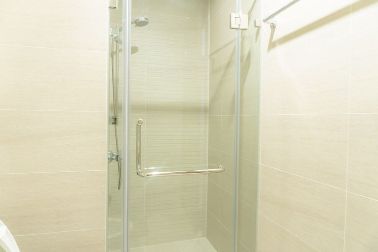 Bathroom 3, Canh Apartment in Vinhome Skylake, Từ Liêm