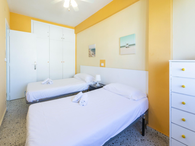 Bedroom 2, Abaco - Apartment In Platja De Xeraco. Free Wifi, Valencia