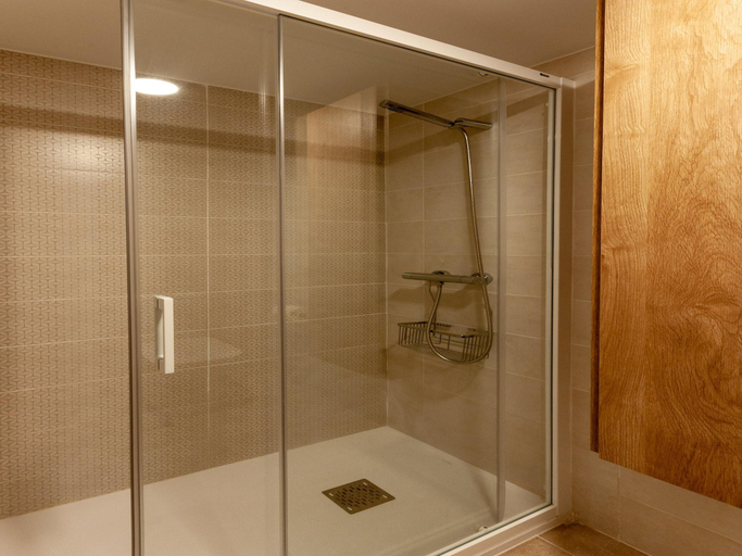 Bathroom 3, Torres Del Mar - Apartment In Grau I Platja, Valencia