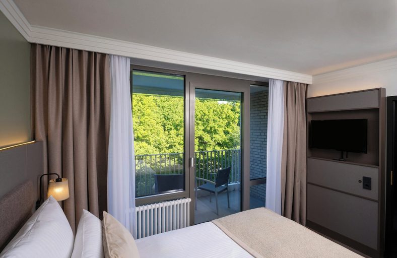 Bedroom 4, Leonardo Hotel Hannover, Region Hannover