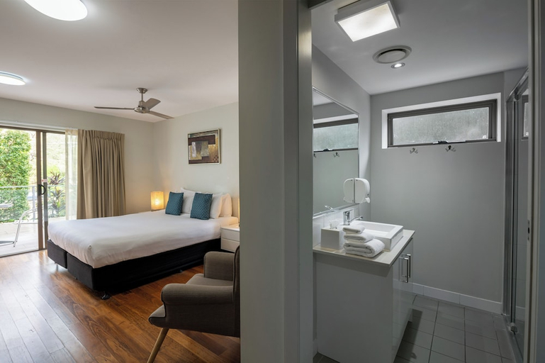 Others 3, Essence Apartments Chermside, Chermside