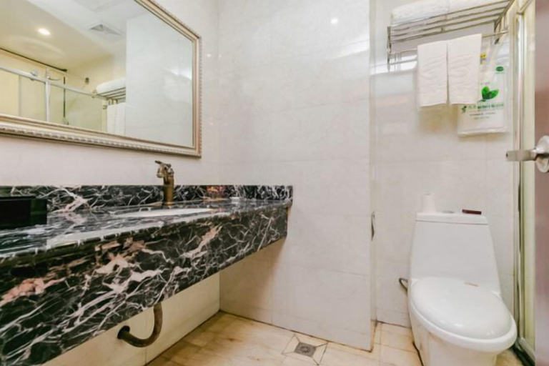 Bathroom 3, Fulong Hotel, Ya'an