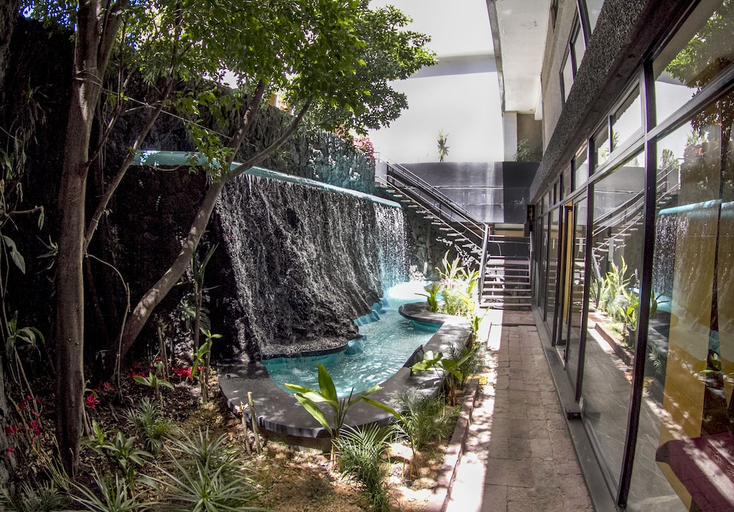Sport & Beauty, El Diplomatico Hotel, Mexico City