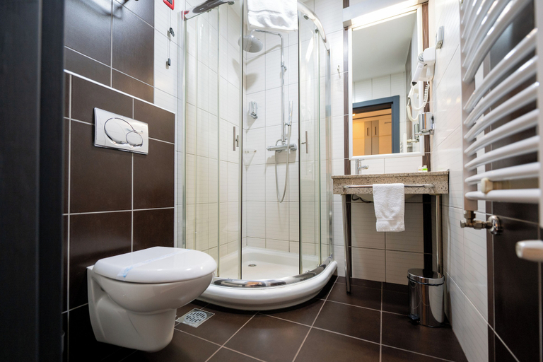 Bathroom 4, Kopernikus Hotel Prag, Belgrade