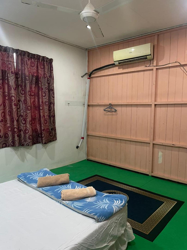 Room 4, OYO 91250 Roomstay Awie, Kuala Terengganu