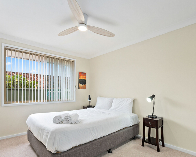 Bedroom 2, Woonona Stays, Wollongong - Inner
