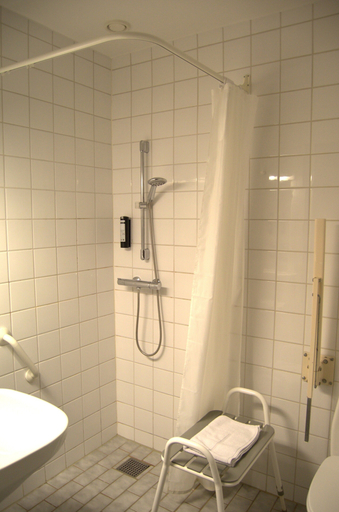 Bathroom 4, Kysthotellet Djursland, Norddjurs