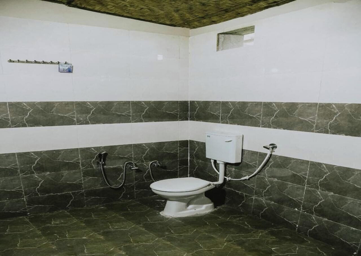 Bathroom 4, Kanha Natures Knock, Balaghat