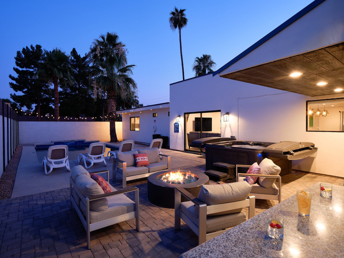 Primary image, Sunset - Private Pool & Spa - Walk to Old Town, Maricopa