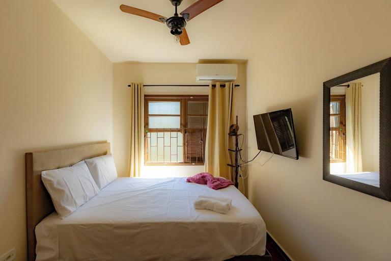 Room 3, Casa 3 Quartos com Wi-fi Ar e Churrasqueira, Matinhos