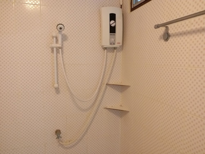 Bathroom 3, New Wanchai Hotel Pakchong, Pak Chong