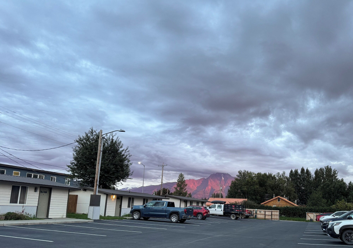 Others 5, The Pioneer Motel, Matanuska-Susitna