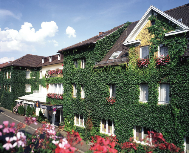 Exterior & Views 2, Hotel Hohenstaufen KG, Göppingen