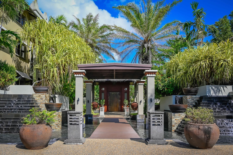 Room 5, Cairns 2BR Palms Stay Top Floor Pool View, Cairns
