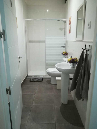 Bathroom 4, El Palacete De La Almudayna, Madrid