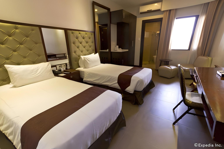 Bedroom 3, Castle Peak Hotel, Cebu City