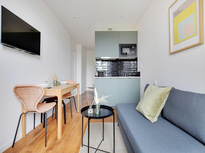 4, Modern Apartment - 1BR-4P - Nanterre, Hauts-de-Seine