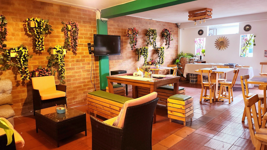 Food & Drinks 5, Aparta Hotel Oporto 83, Santafé de Bogotá