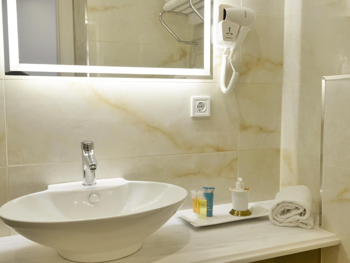 Bathroom 4, Istanbul Life Hotel, Kadıköy