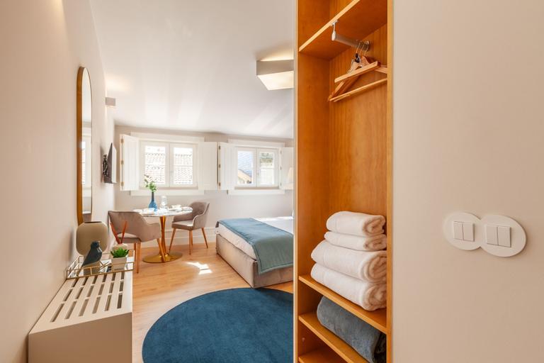 Room 5, Living Valverde Studio Azul - Minho s Guest, Braga