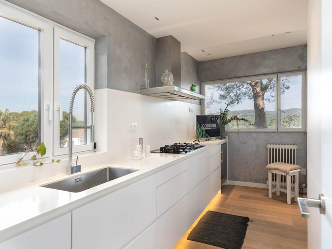 4, Ferran Villa with private pool, Girona