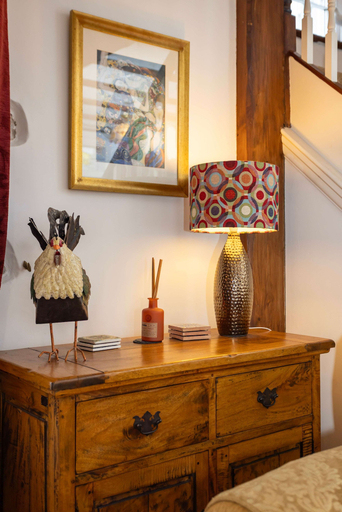 Room 3, Hall House Estate - 4 Properties- St Florence, Pembrokeshire