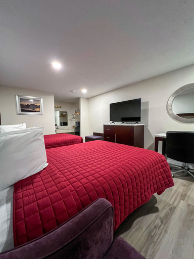Bedroom 4, Garden Inn & Suites, Candler