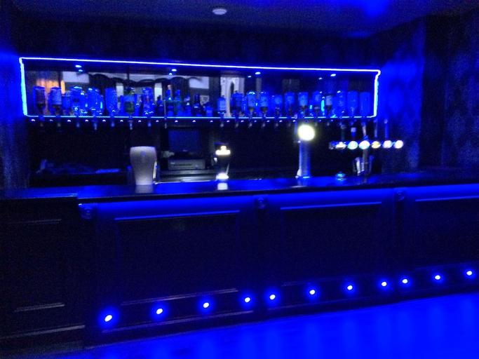 Food & Drinks 5, The Carlton Hotel, Kent