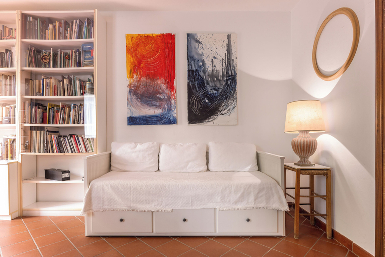 Living area 5, Il Ferrone Apartment With Garden, Florence