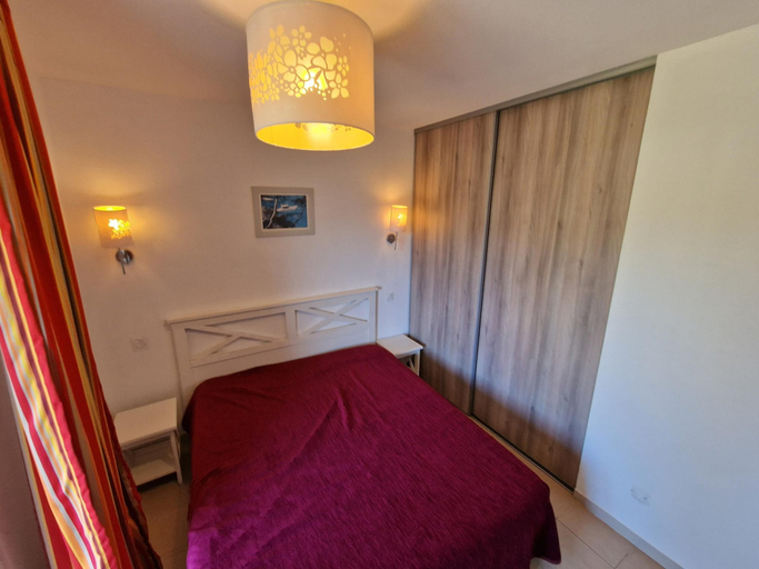 Room 5, T3 R Sidence Piscine Casa d Orinaju H57, Haute-Corse