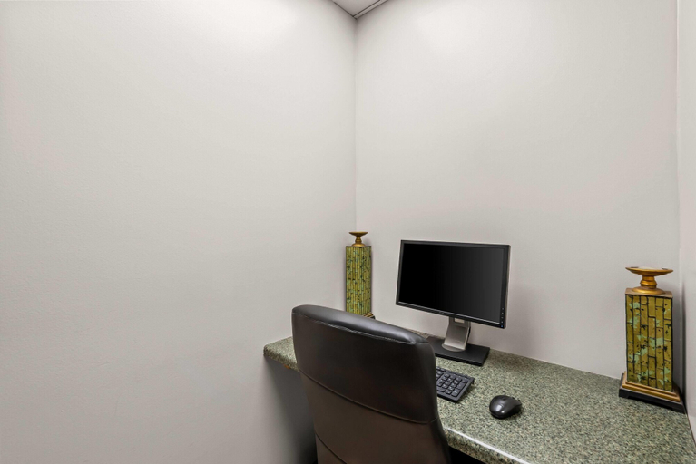 Others 5, Days Inn & Suites by Wyndham Cedar Rapids, Linn