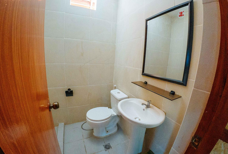 Bathroom 3, McKinley Grand Marina Hotel and Resort, Guihulngan City