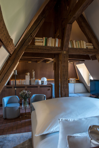 Bedroom 3, Cour des Vosges - Evok Collection, Paris