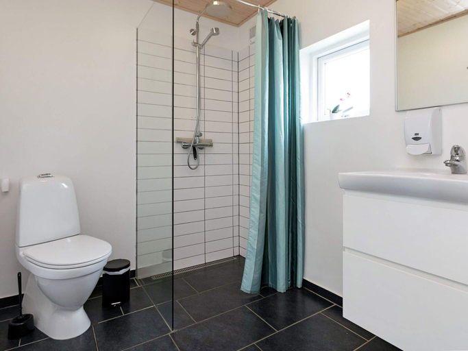 Bathroom, 5 Star Holiday Home in Vaeggerlose, Guldborgsund