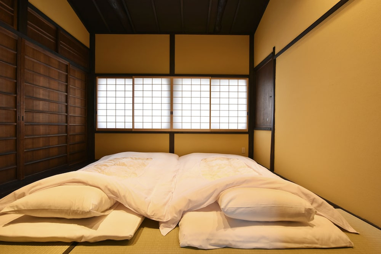 Bedroom 2, Kuraya Senbonsanjo, Kyoto