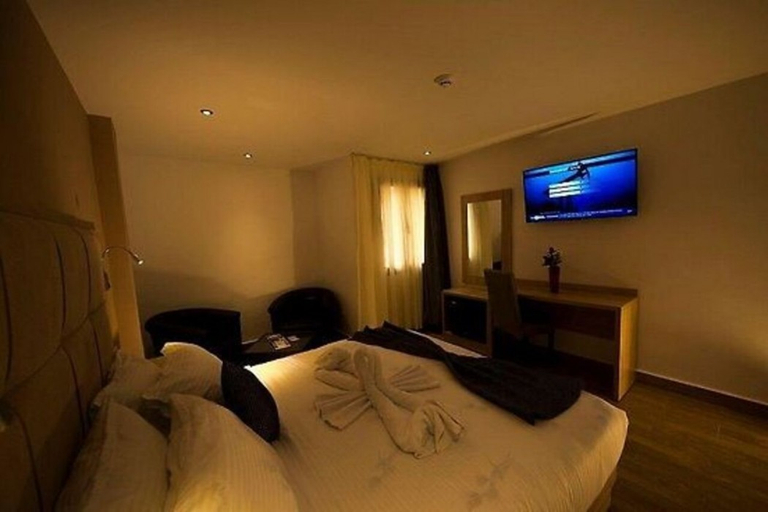 Bedroom 2, Hotel Bournissa, Rouiba