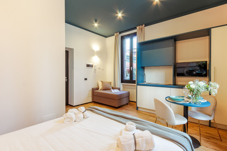 Room 2, Quantum 5 Electron in Milano, Milano
