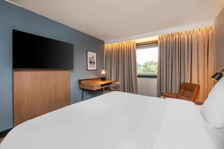 Bedroom 3, Golden Tulip CDG Airport Roissy, Val-d'Oise