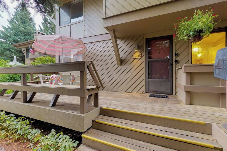 Exterior detail 2, Retro 3BD Sun Valley Condo + Free Resort Amenities!, Blaine