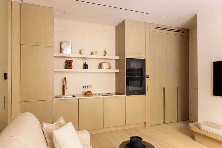 Interior 5, Luxury Flat- Ac-1br/4p- Madeleine/saint Honore, Paris