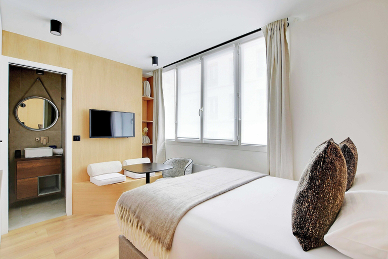 Room 3, Charming Studio 2P - Place de la Republique, Paris