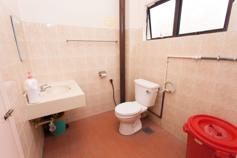 Bathroom 4, Desa Inn Hotel, Kuala Pilah