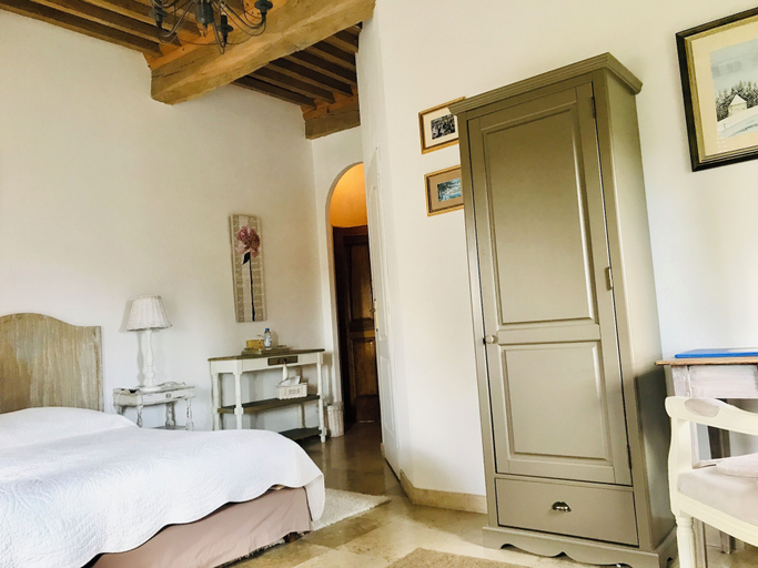 Bedroom 2, Domaine Du Manoir, Isère
