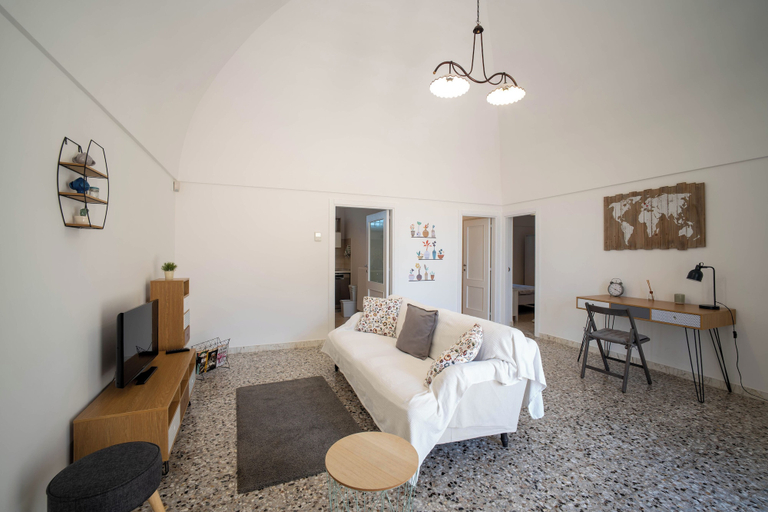Living area 2, PORTA SUGLI ULIVI, Bari