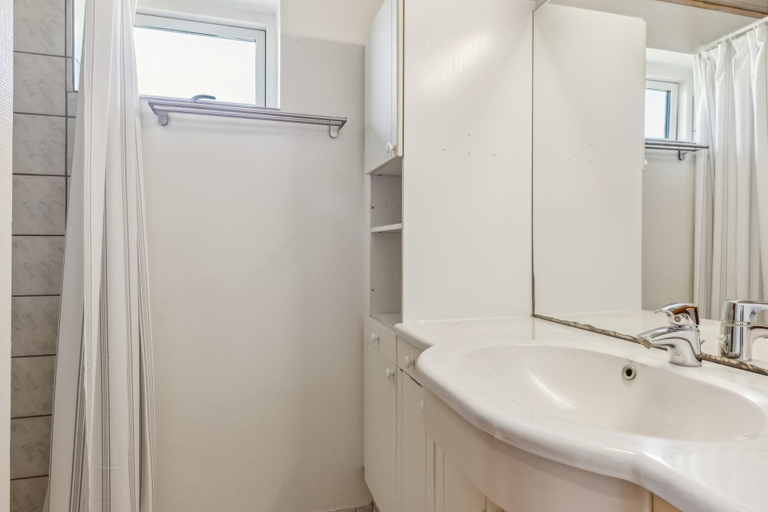 Bathroom, Pilehuset, Ærø