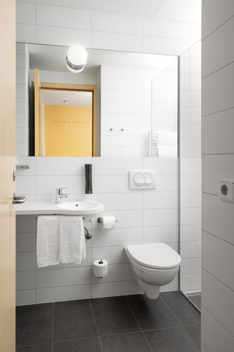 Bathroom 4, Reykjavik Lights by Keahotels, Reykjavík