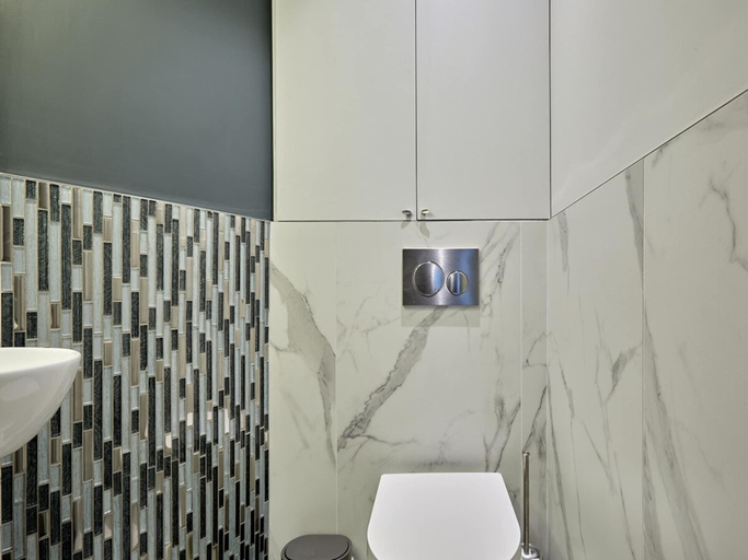 Bathroom 2, Magnificent new apartment Notre Dame de Paris, Paris